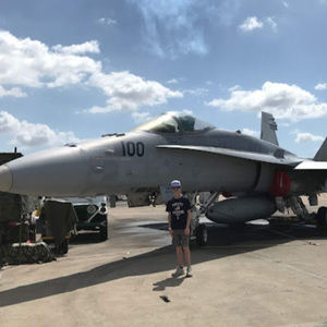 Meet your Posher, Hunter